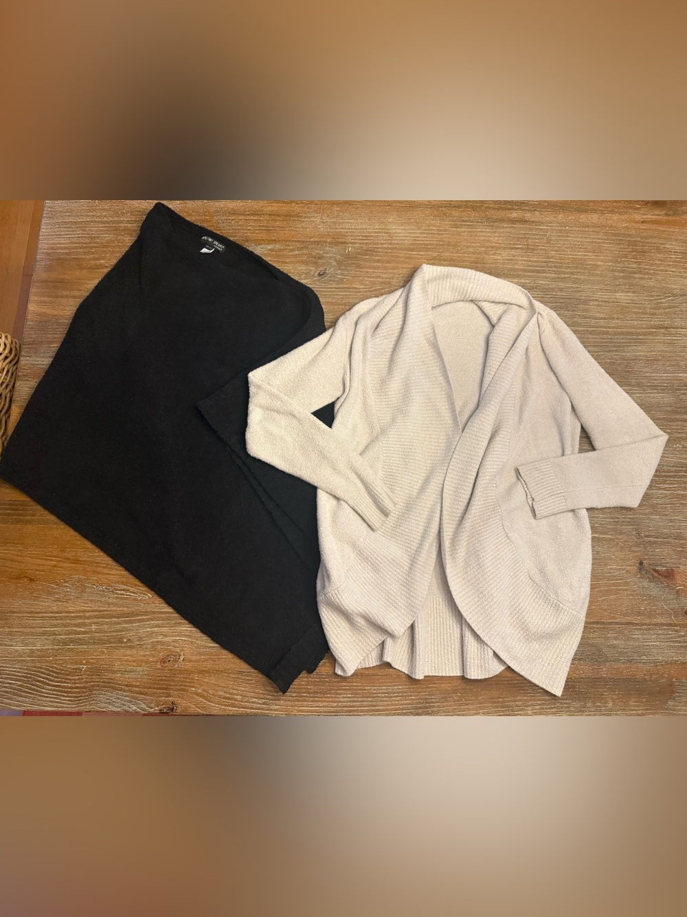 BUNDLE OF (2) WOMENS BAREFOOT DREAMS: CARDIGAN SWEATER & PONCHO, MEDIUM & OSFA